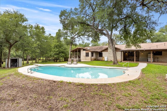 Listing photo id 21 for 16209 Oxbow
