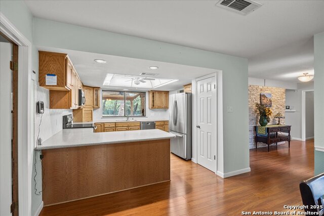 Listing photo id 6 for 16209 Oxbow