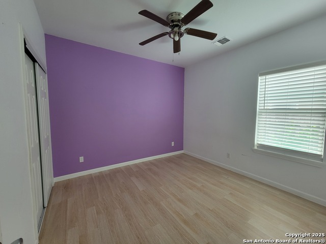 Listing photo id 9 for 3402 Salinas W
