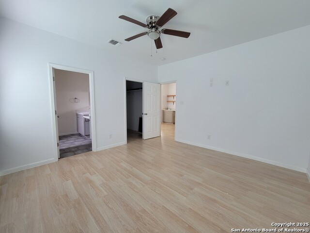 Listing photo id 15 for 3402 Salinas W