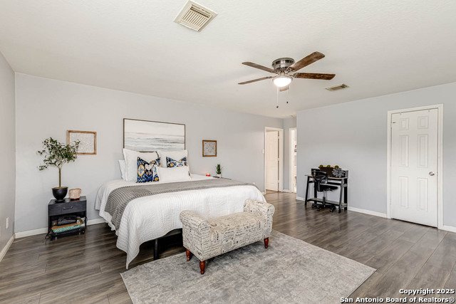 Listing photo id 8 for 5347 Boston Farm