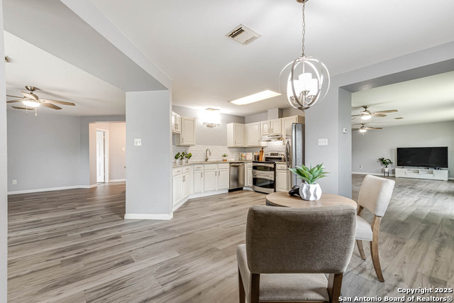 Listing photo id 6 for 5347 Boston Farm