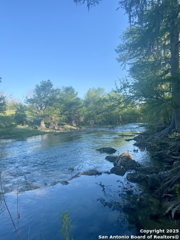 Listing photo id 15 for 1160 Whispering Water