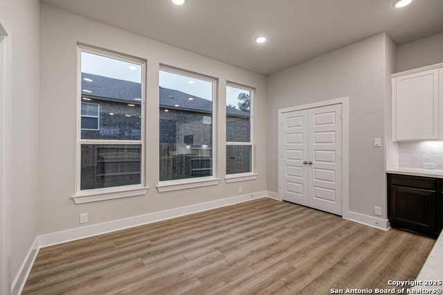 Listing photo id 9 for 413 Hinsdale Pass