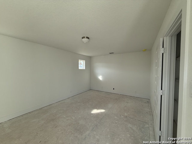 Listing photo id 16 for 413 Hinsdale Pass