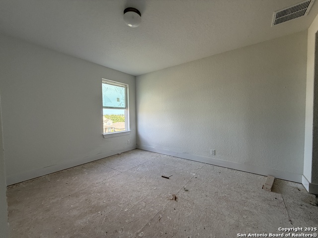 Listing photo id 20 for 413 Hinsdale Pass