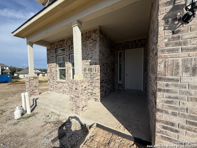 Listing photo id 2 for 413 Hinsdale Pass