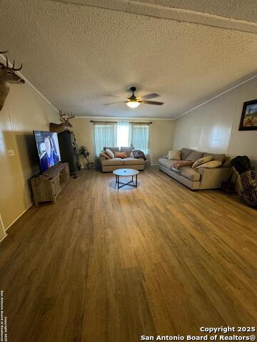 Image 4 of 6 For 672 Main St N