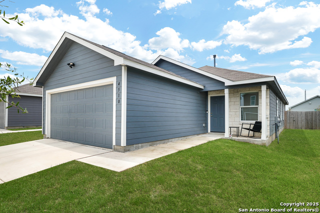 Image 2 of 21 For 4510 Martin Way