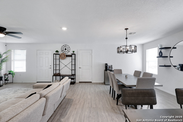 Image 8 of 21 For 4510 Martin Way