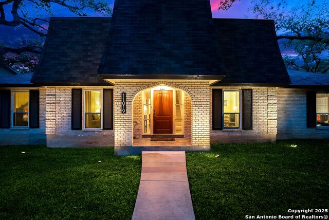 Image 46 of 49 For 11019 Whisper Hollow St