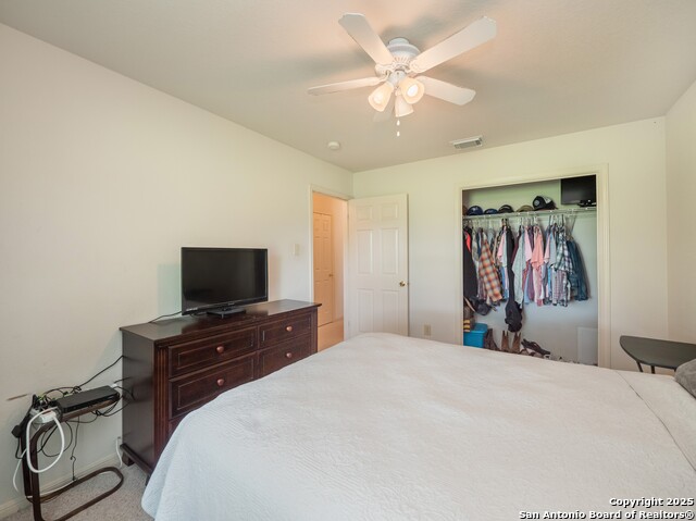 Listing photo id 22 for 658 Lakeview Dr