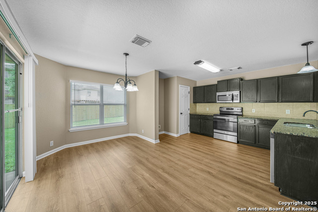 Image 10 of 29 For 3971 Cherokee Blvd