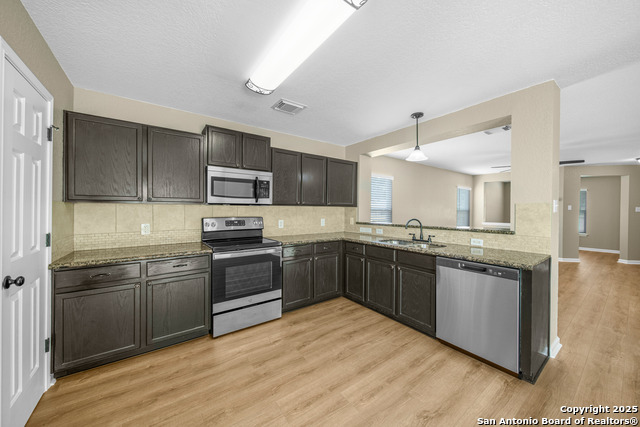 Image 11 of 29 For 3971 Cherokee Blvd