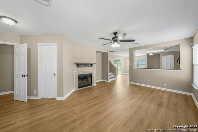 Image 7 of 29 For 3971 Cherokee Blvd