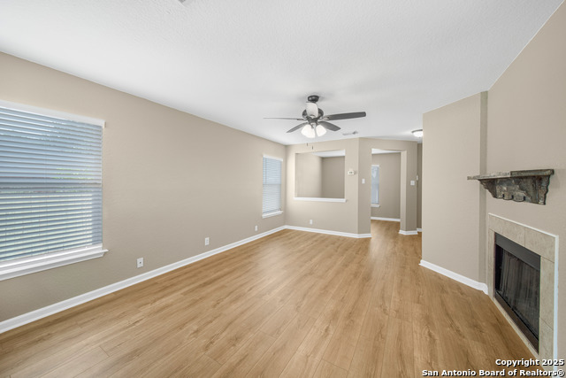 Image 9 of 29 For 3971 Cherokee Blvd