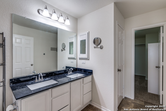Listing photo id 16 for 6719 Loma Blanca