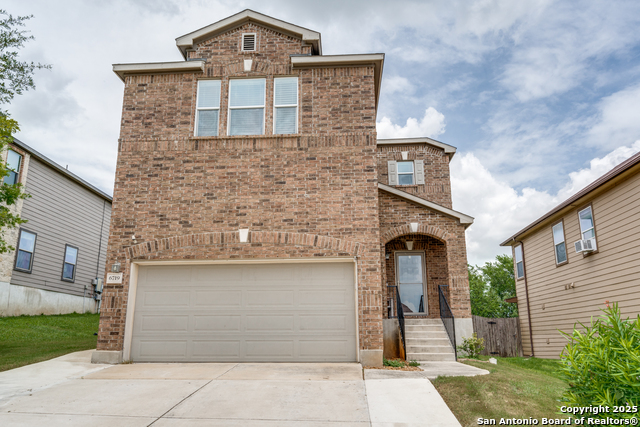 Listing photo id 0 for 6719 Loma Blanca