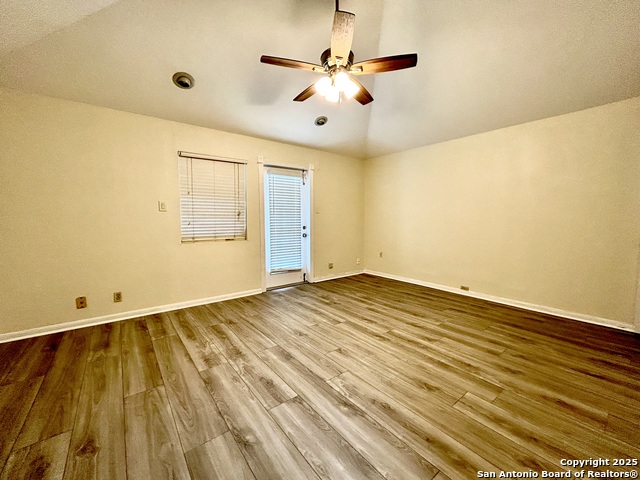 Image 18 of 28 For 5904 Spring Valley