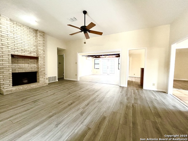 Image 6 of 28 For 5904 Spring Valley