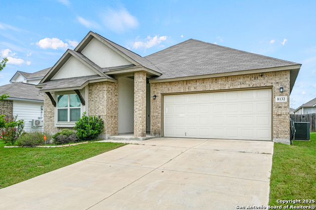 Listing photo id 0 for 8132 Chasemont Ct.