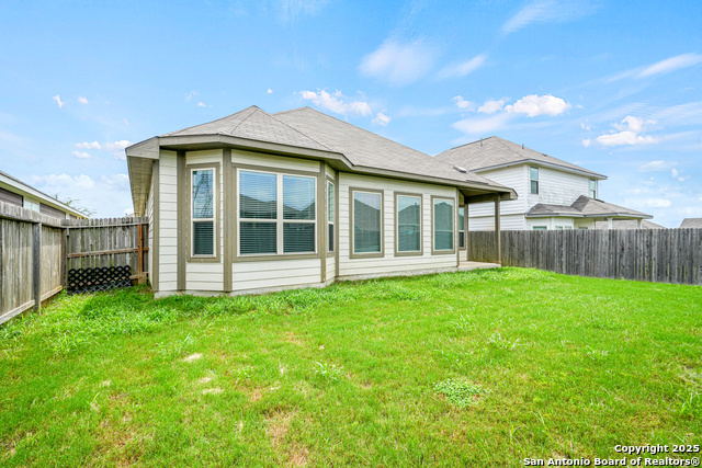 Listing photo id 19 for 8132 Chasemont Ct.