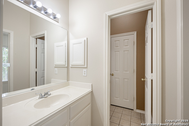 Image 31 of 42 For 21503 Promontory Cir