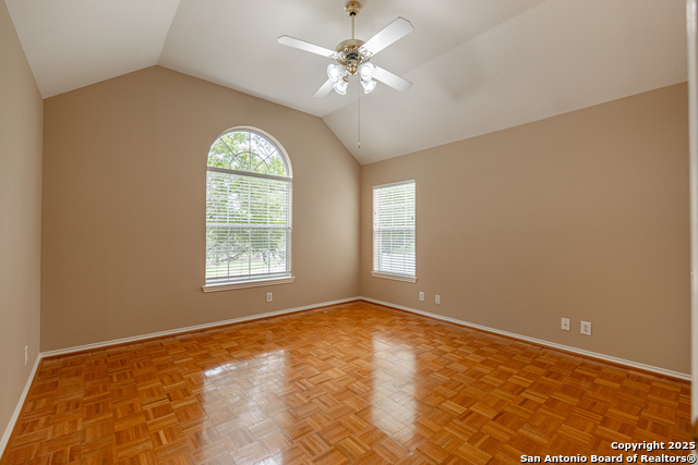 Image 36 of 42 For 21503 Promontory Cir