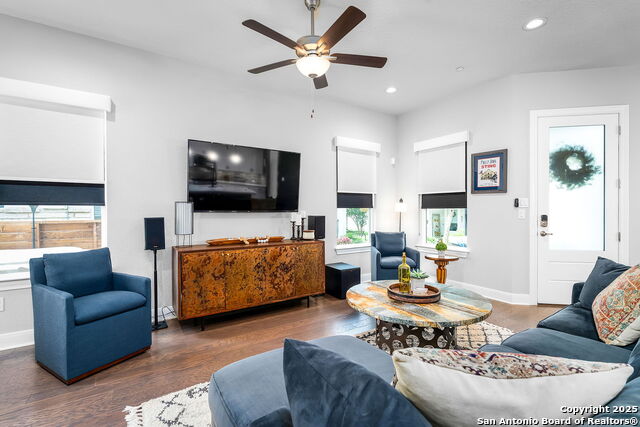 Image 6 of 21 For 652 Prospect Way  # 3