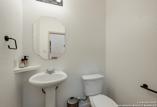 Image 23 of 26 For 2097 Castleberry Ridge