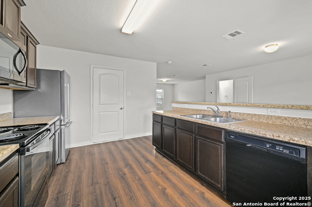 Image 6 of 28 For 3438 Southton View