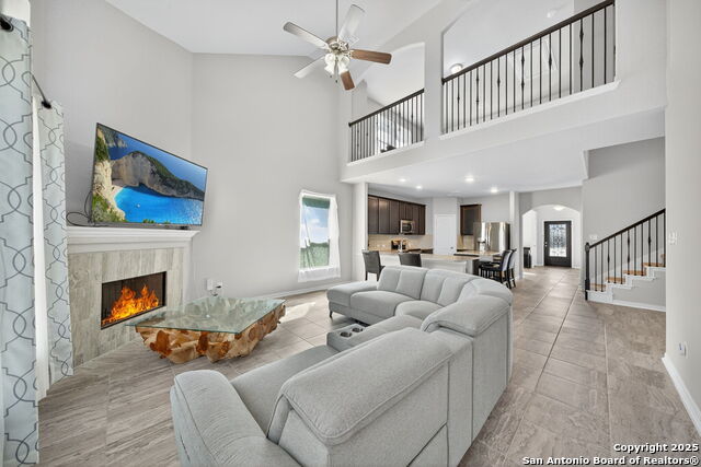 Image 11 of 35 For 8113 Breezy Cove