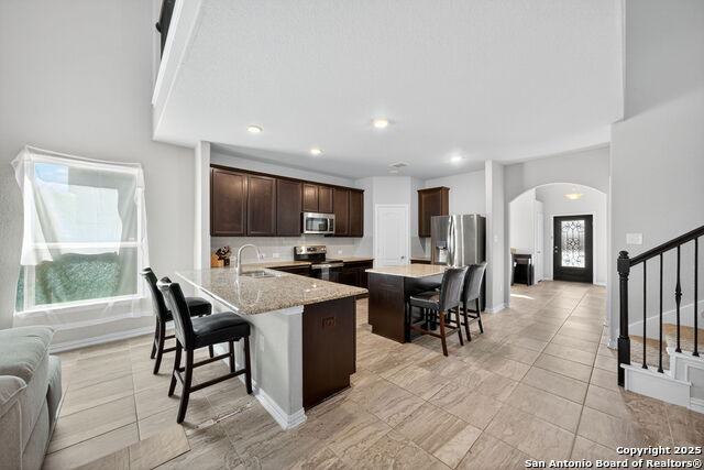 Image 13 of 35 For 8113 Breezy Cove