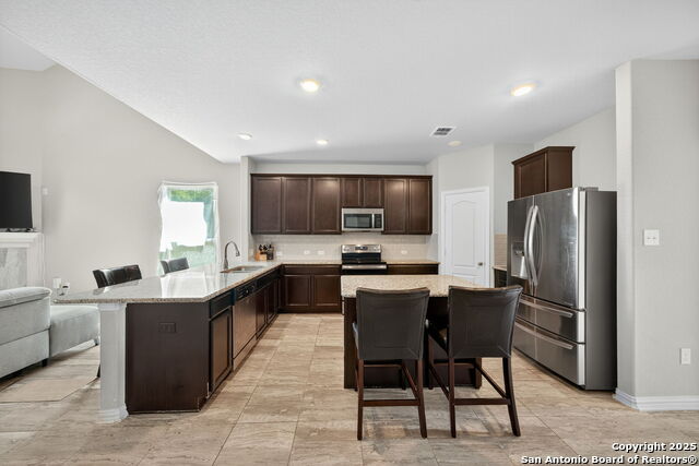 Image 14 of 35 For 8113 Breezy Cove