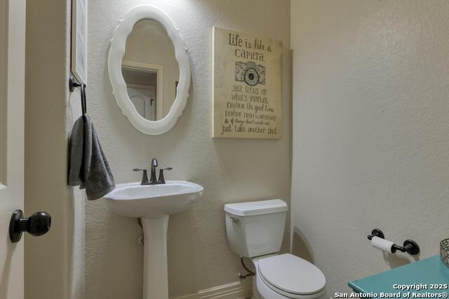 Image 10 of 44 For 23235 Crest View Way