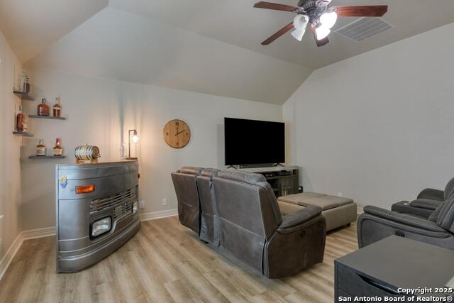 Image 18 of 44 For 23235 Crest View Way