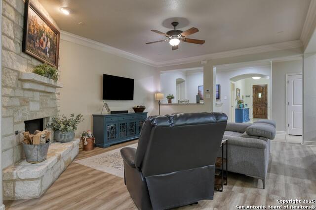 Image 32 of 44 For 23235 Crest View Way