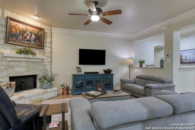 Image 7 of 44 For 23235 Crest View Way