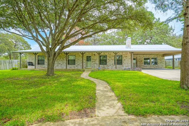 Details for 303 Bear Ridge, La Vernia, TX 78121