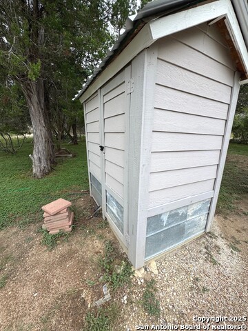 Image 13 of 14 For 2491 Broad Oak
