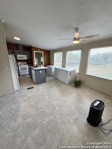 Image 4 of 14 For 2491 Broad Oak