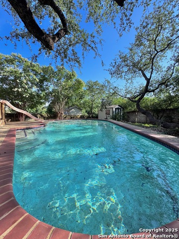 Image 22 of 28 For 21551 Hyerwood