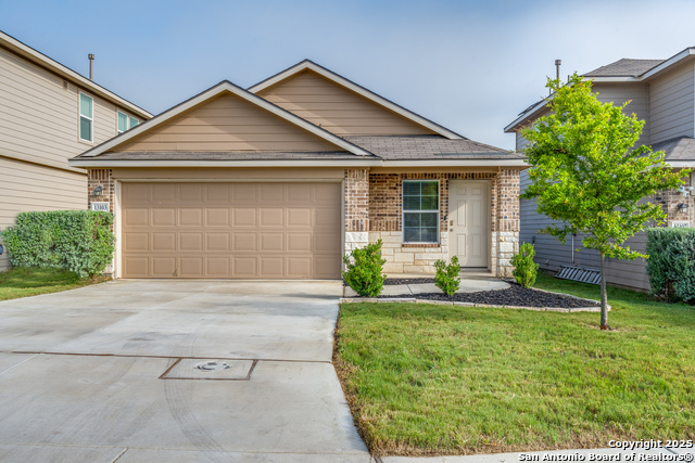 Details for 13103 Dolomar Parkway, St Hedwig, TX 78152