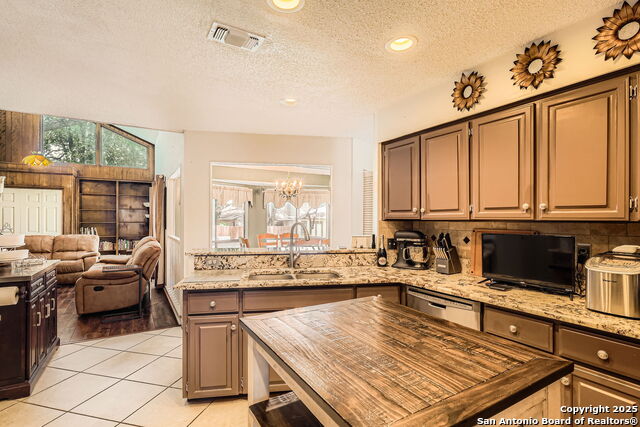 Image 12 of 29 For 13215 Hunters Spring St