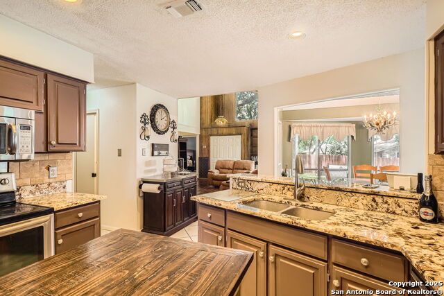 Image 13 of 29 For 13215 Hunters Spring St