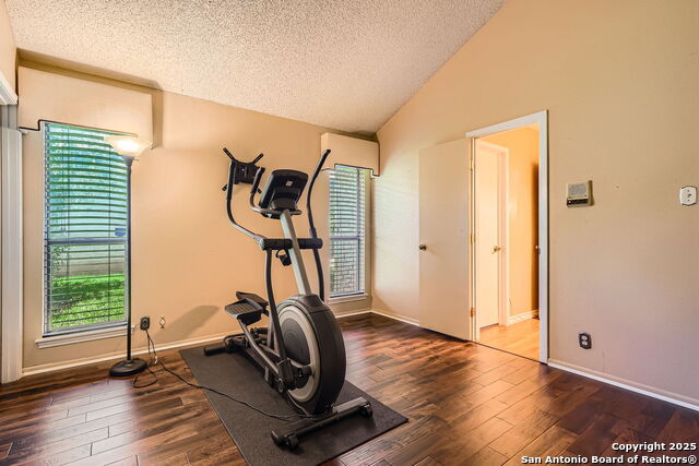 Image 21 of 29 For 13215 Hunters Spring St