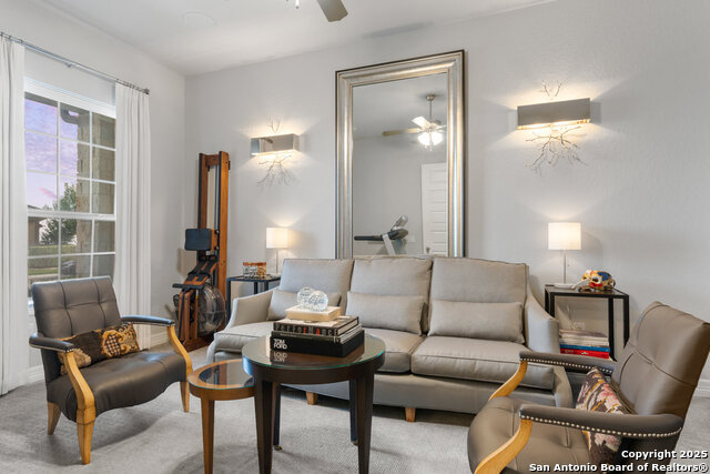 Listing photo id 8 for 6703 Bella Colina