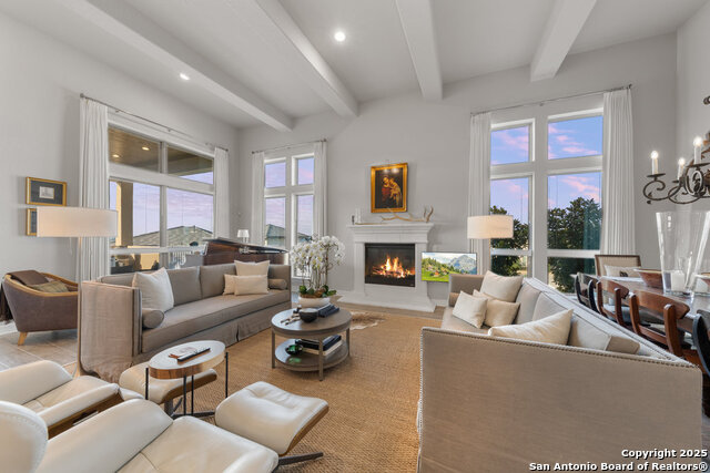 Listing photo id 9 for 6703 Bella Colina