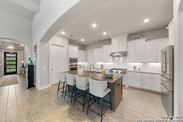 Listing photo id 20 for 6703 Bella Colina