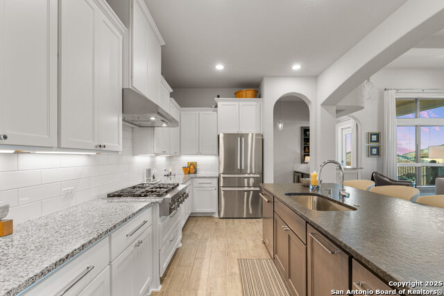 Listing photo id 24 for 6703 Bella Colina